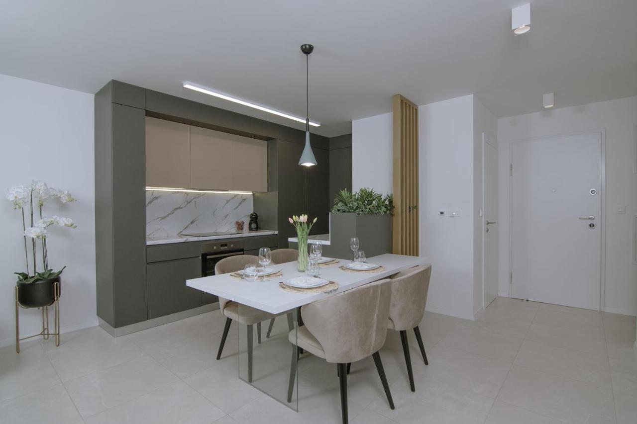 Apartments Adriatic Pearl Trogir Eksteriør bilde